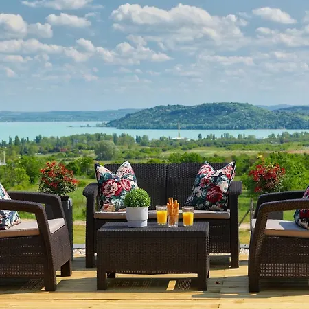Lotti Exclusiv * Balatonfured